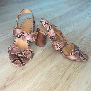 Crown vintage heeled sandal
